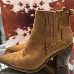JustFab Olwen Brown Booties